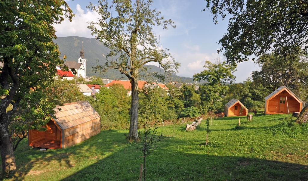 Villa Glamping Organic Farm Slibar à Tržič Extérieur photo