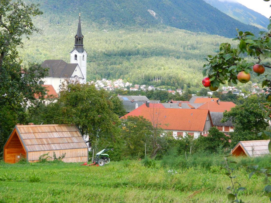 Villa Glamping Organic Farm Slibar à Tržič Extérieur photo