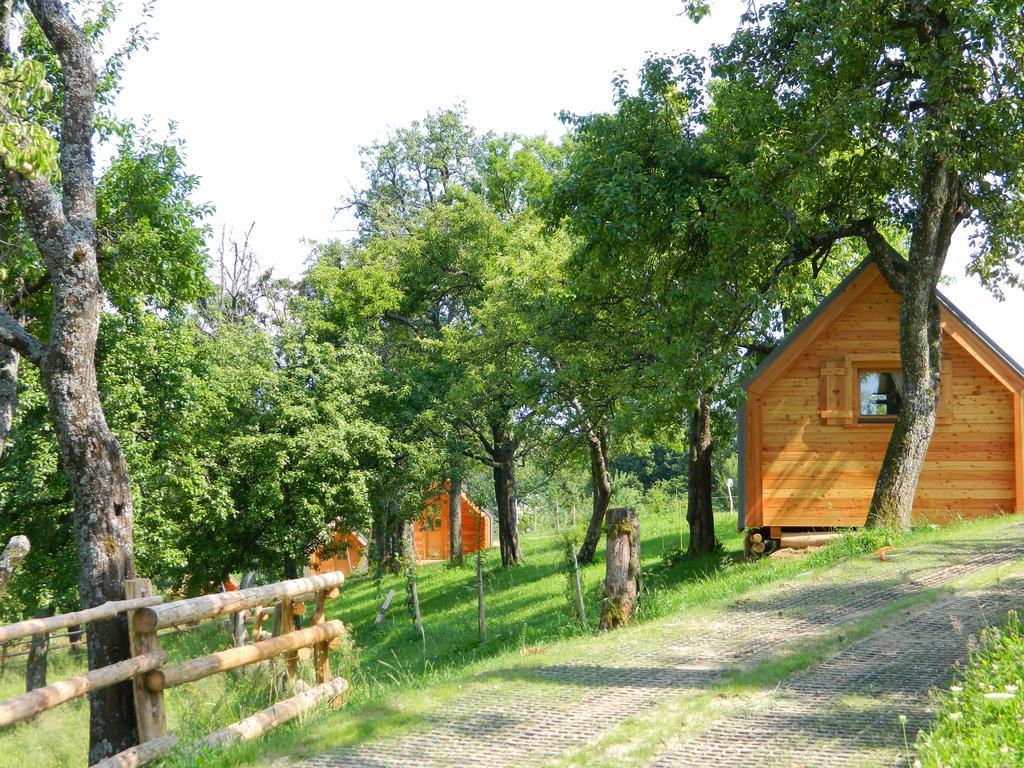 Villa Glamping Organic Farm Slibar à Tržič Extérieur photo