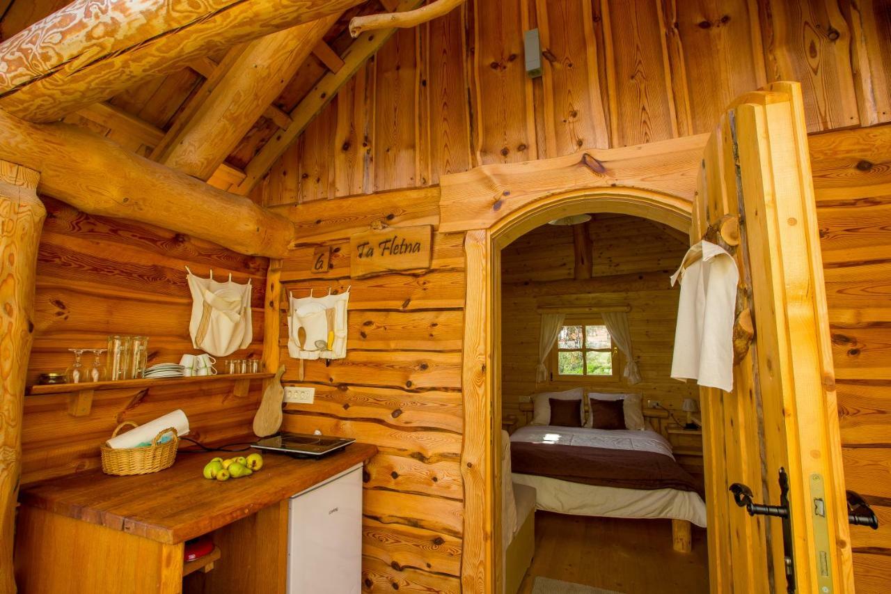 Villa Glamping Organic Farm Slibar à Tržič Extérieur photo