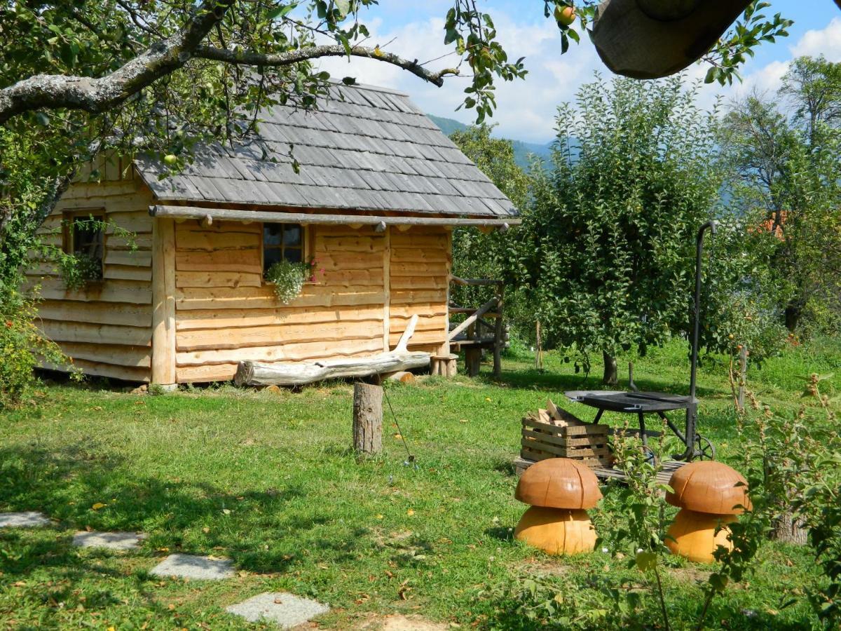 Villa Glamping Organic Farm Slibar à Tržič Extérieur photo